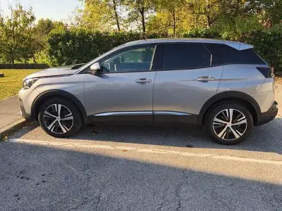 Usata Peugeot 3008 Allure 131 CV (96 kW) 2020 SUV