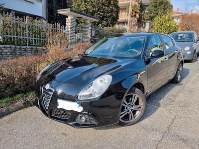 Usata Alfa Romeo Giulietta Progression 105 CV (77 kW) 2012 Nero Utilitaria