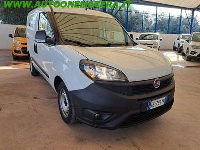 Begagnad Fiat Doblò Business 2021 Vit Minibuss