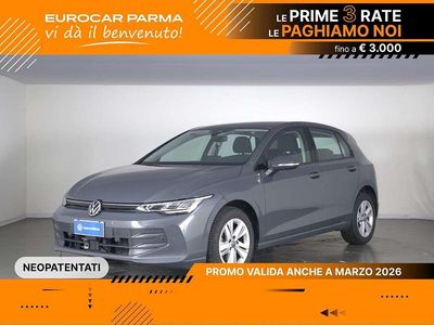 Usata VW Golf VIII Life 116 CV (85 kW) 2025 Dolphin grey metallizzato Berlina