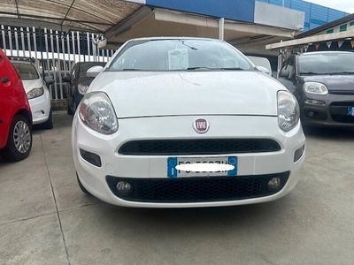 Usata Fiat Punto Evo 77 CV (56 kW) 2016 Bianco Utilitaria