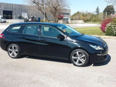 Usata Peugeot 308 SW Allure 120 CV (88 kW) 2017 Nero Station wagon