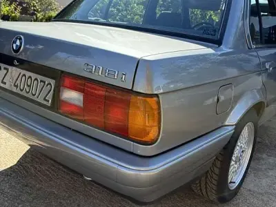 Usata BMW 318 116 CV (85 kW) 1988 Berlina