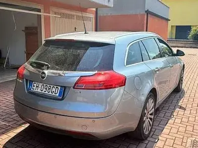 Usata Opel Insignia Cosmo 131 CV (96 kW) 2011 Station wagon