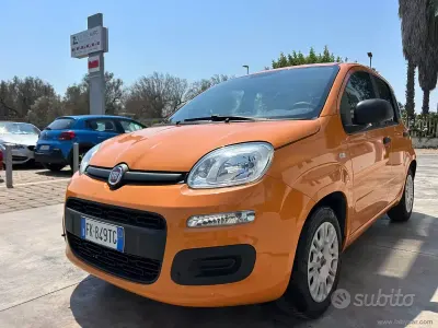 Usata Fiat Panda Lounge 69 CV (50 kW) 2017 Arancione Utilitaria