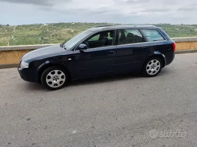 Käytetty Audi A4 130 HP (95 kW) 2004 Sininen Farmari