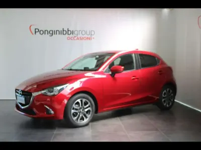 Begagnad Mazda 2 Exceed 90 HK (66 kW) 2019 Röd Sedan