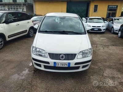 Usata Fiat Idea Dynamic 77 CV (56 kW) 2011 Bianco Monovolume