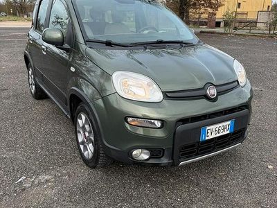 Usata Fiat Panda 85 CV (62 kW) 2014 Verde Utilitaria