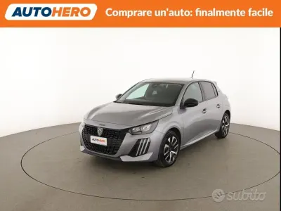 Usata Peugeot 208 Style 101 CV (74 kW) 2025 Grigio Utilitaria