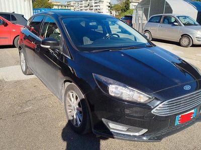 Usata Ford Focus Titanium 120 CV (88 kW) 2016 Nero Berlina