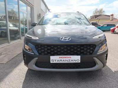 Usata Hyundai Kona 104 CV (76 kW) 2021 Grigio SUV