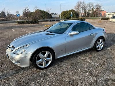 Usata Mercedes SLK200 Chrome 163 CV (119 kW) 2006 Grigio Cabrio