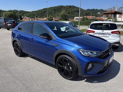 Begagnad VW Taigo R-line 110 HK (80 kW) 2022 Blå SUV