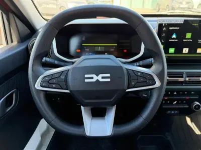 Usata Dacia Spring Extreme 47 kW (65 CV) 2024 Rosso Utilitaria
