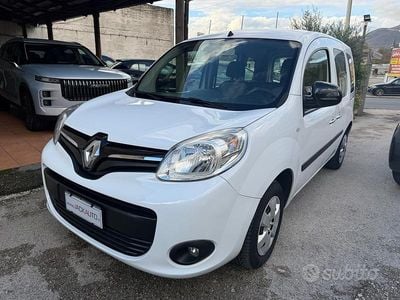 Usata Renault Kangoo LIMITED 116 CV (85 kW) 2020 Bianco Monovolume