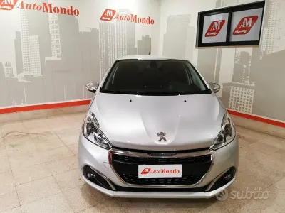 Usata Peugeot 208 Allure 75 CV (55 kW) 2016 Grigio Utilitaria