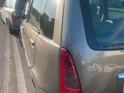 Usata Lancia Musa 95 CV (69 kW) 2006 Grigio Monovolume