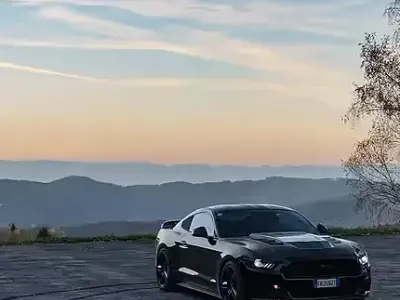 Usata Ford Mustang 290 CV (213 kW) 2018 Nero Coupé