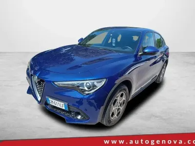 Usata Alfa Romeo Stelvio 190 CV (139 kW) 2022 Blu/azzurro SUV