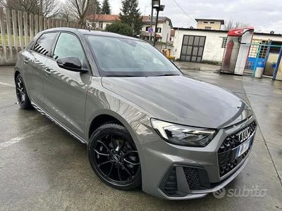 Usata Audi A1 Comfort 150 CV (110 kW) 2019 Grigio SUV