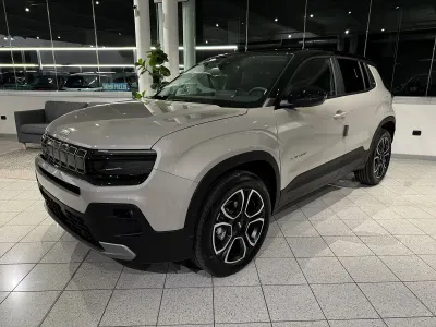 Nuova Jeep Avenger Summit 101 CV (74 kW) 2025 Stone tetto nero SUV
