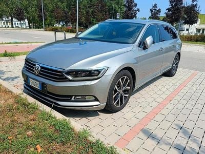 Usata VW Passat 150 CV (110 kW) 2016 Grigio Station wagon