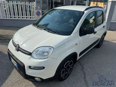 Usata Fiat Panda City Life 69 CV (50 kW) 2021 Bianco Utilitaria
