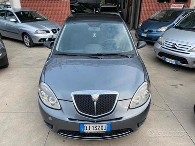 usata Lancia Ypsilon 1.2 Argento