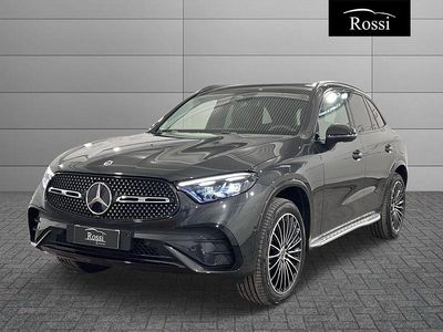 Nuova Mercedes GLC300e 197 CV (144 kW) 2026 Nero