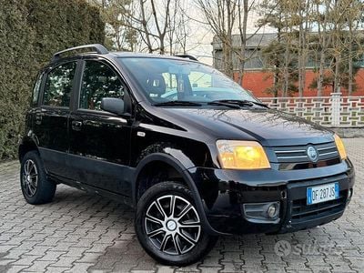 Usata Fiat Panda 4x4 Climbing 60 CV (44 kW) 2006 Other Utilitaria