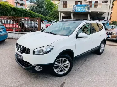 Usata Nissan Qashqai +2 Tekna 131 CV (96 kW) 2012 Bianco SUV