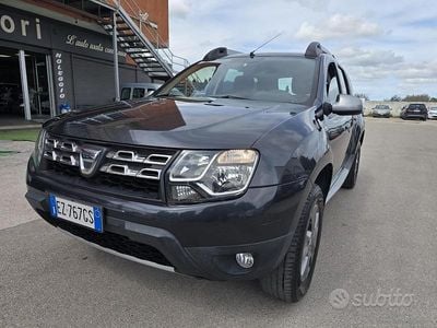 Usata Dacia Duster Prestige 110 CV (80 kW) 2015 Grigio SUV