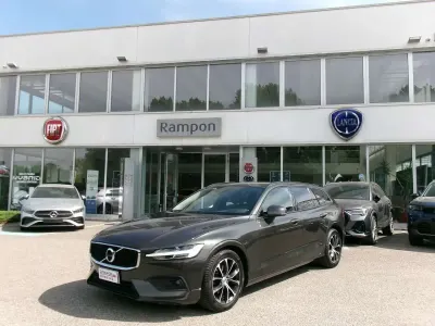 Usata Volvo V60 Business Edition 150 CV (110 kW) 2020 Grigio Station wagon