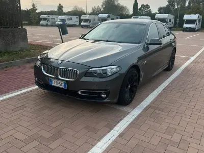 Usata BMW 520 Comfort Edition 184 CV (135 kW) 2014 Grigio Berlina