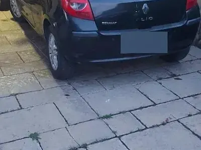 Usata Renault Clio II 85 CV (62 kW) 2006 Nero Berlina