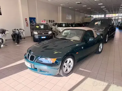 Begagnad BMW Z3 Sport Line 140 HK (102 kW) 1998 Grön Cab