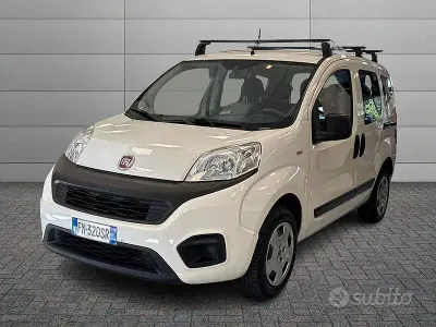 Usata Fiat Qubo Easy 77 CV (56 kW) 2018 Bianco Monovolume