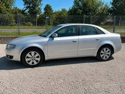 Usata Audi A6 140 CV (102 kW) 2005 Grigio Berlina