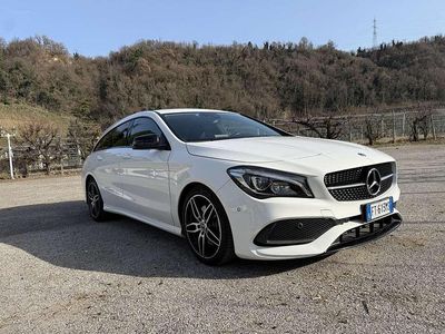 Usata Mercedes CLA220 Shooting Brake Premium 170 CV (125 kW) 2018 Bianco Station wagon