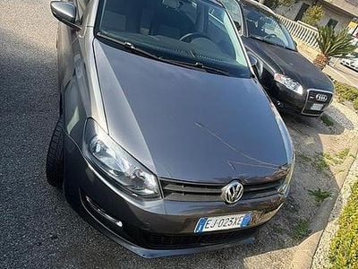 Begagnad VW Polo 75 HK (55 kW) 2013 Grå Halvkombi