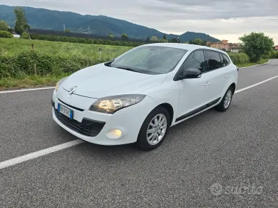 Occasion Renault Mégane GrandTour 110 PK (80 kW) 2013 Wit Stationwagen