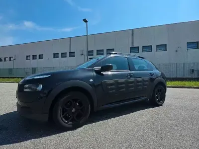Usata Citroën C4 Cactus 82 CV (60 kW) 2017 Nero Utilitaria