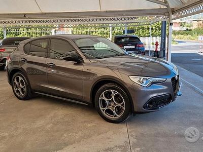 Usata Alfa Romeo Stelvio Sprint 190 CV (139 kW) 2021 Grigio SUV