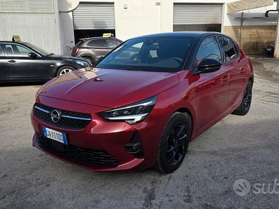 Usata Opel Corsa Design & Tech 100 CV (73 kW) 2023 Rosso Utilitaria
