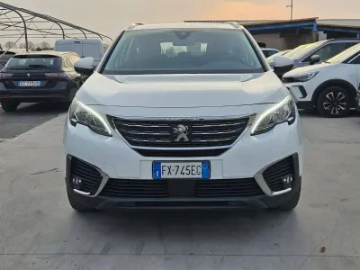 Usata Peugeot 5008