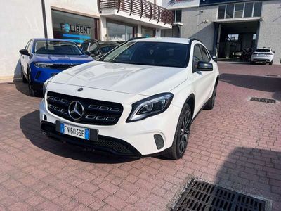 Mercedes GLA200