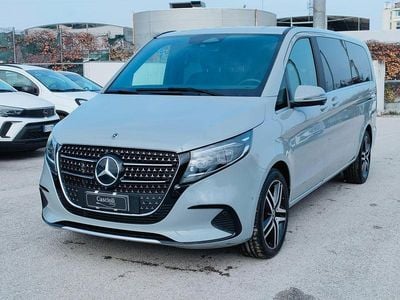 Käytetty Mercedes V250