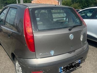 Usata Fiat Punto 60 CV (44 kW) 2005 Marrone Utilitaria
