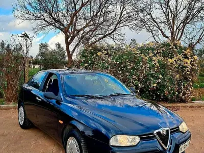 Usata Alfa Romeo 156 120 CV (88 kW) 1998 Nero Berlina